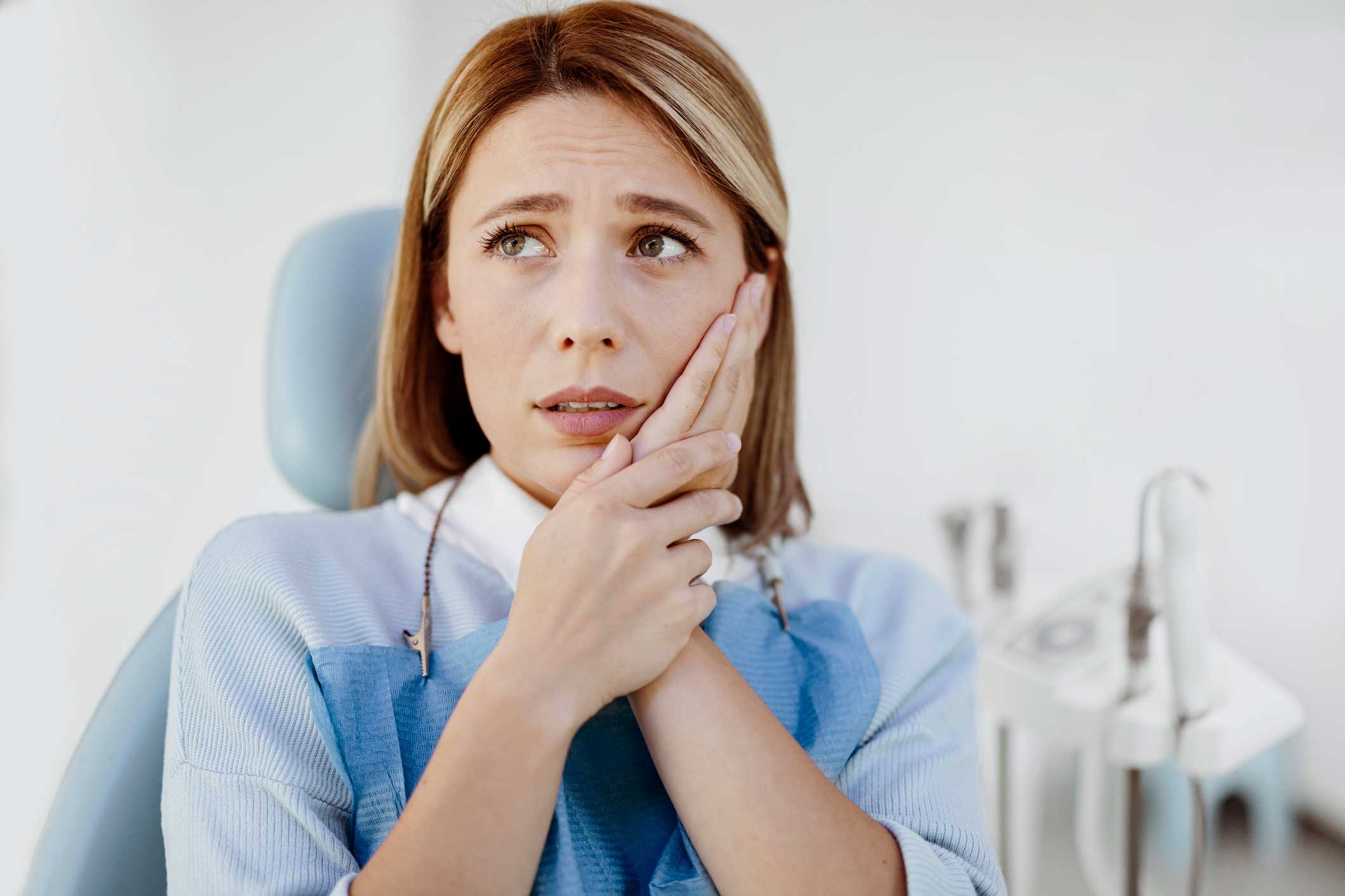 Periodoncia en Retiro, tratamientos de periodoncia en Retiro, Madrid; tratamiento para las encías en Retiro, curar las encías.